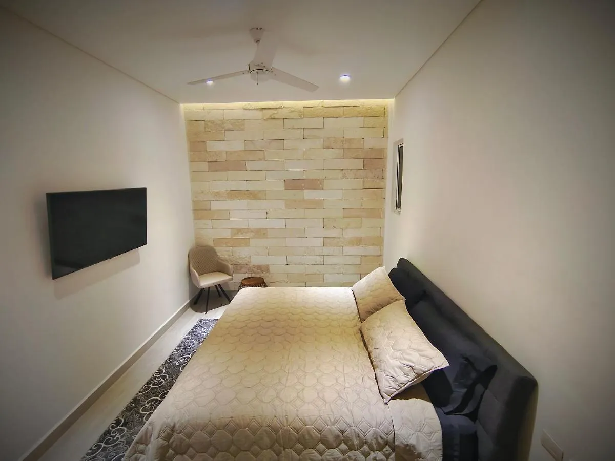 1St Luxury Warehouse Apartman Cancún 0*,  Mexikó