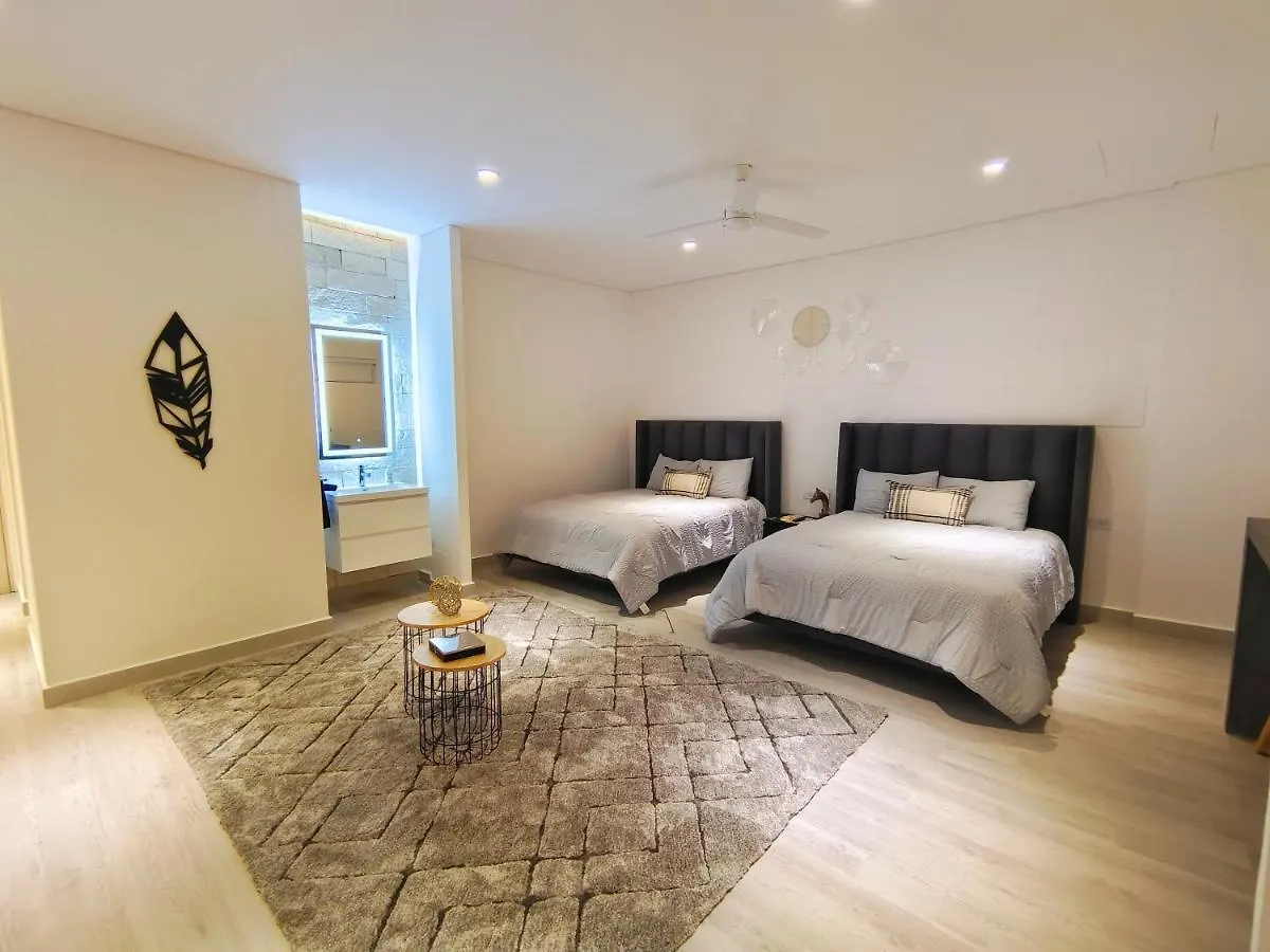 1St Luxury Warehouse Apartman Cancún