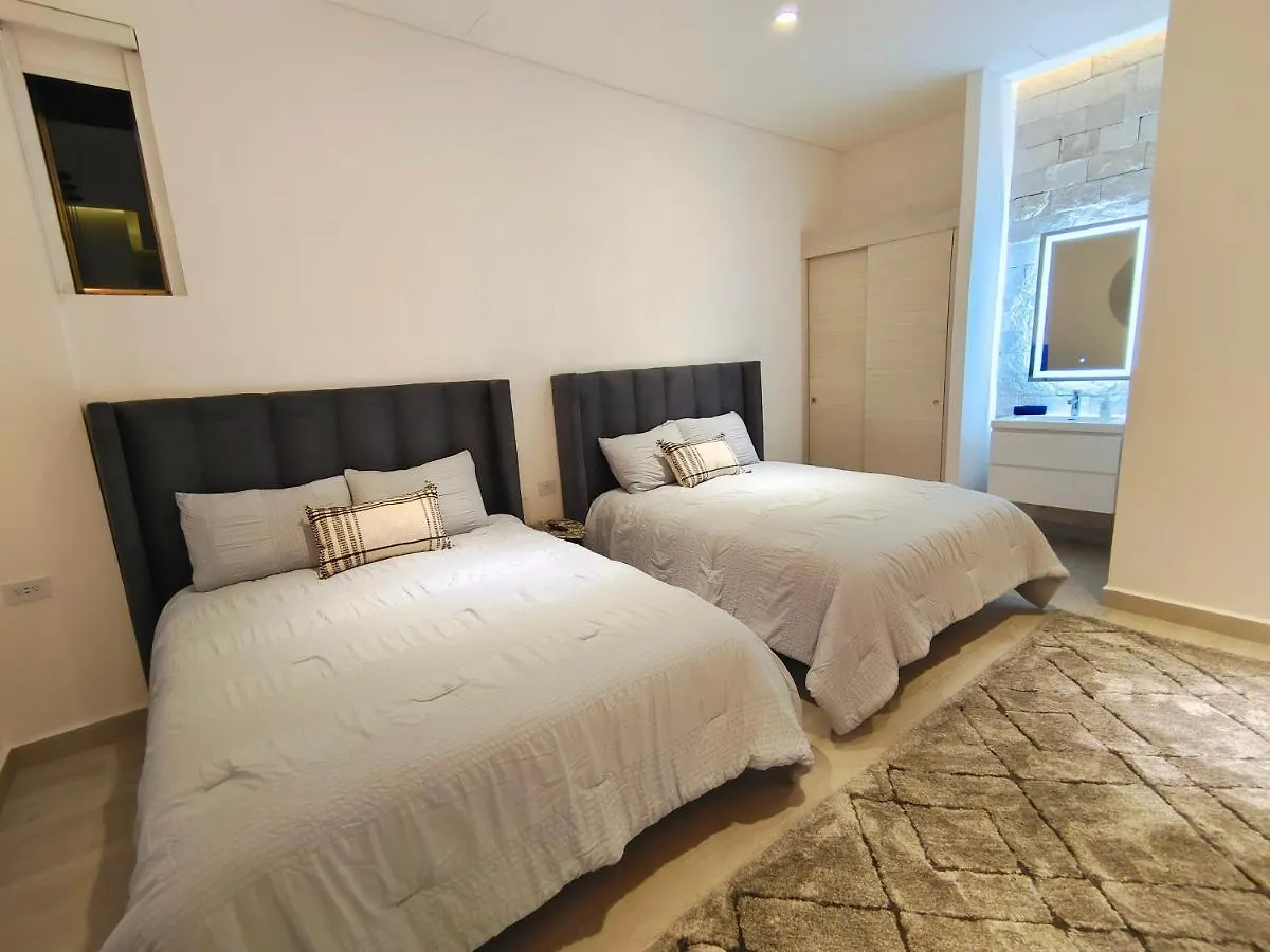 1St Luxury Warehouse Apartman Cancún
